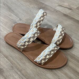 NEW Women’s Universal Thread Anita Slide Sandals